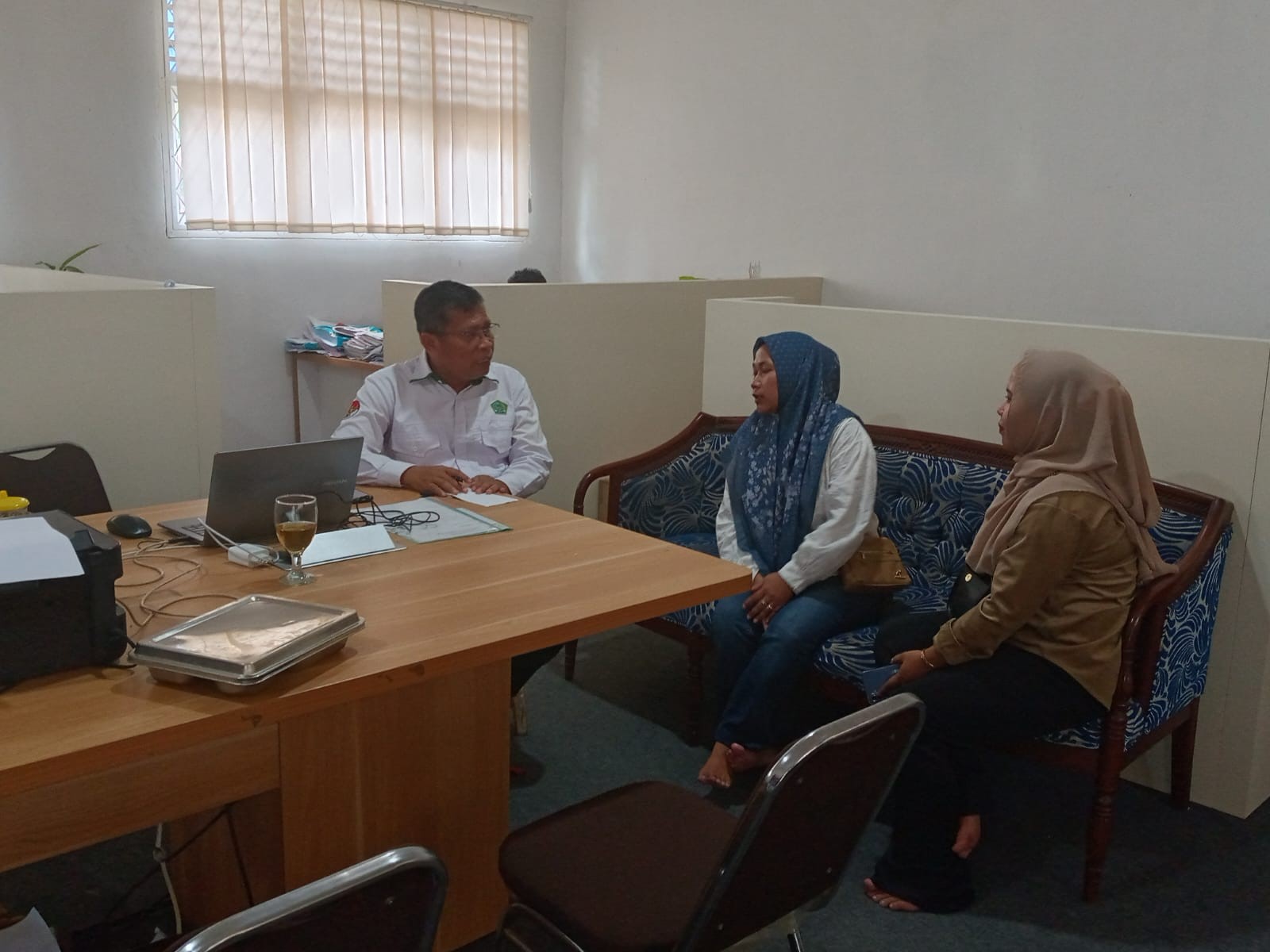 Antusiasme Wali Murid Mencari Informasi PPDB di MAN 2 Bogor