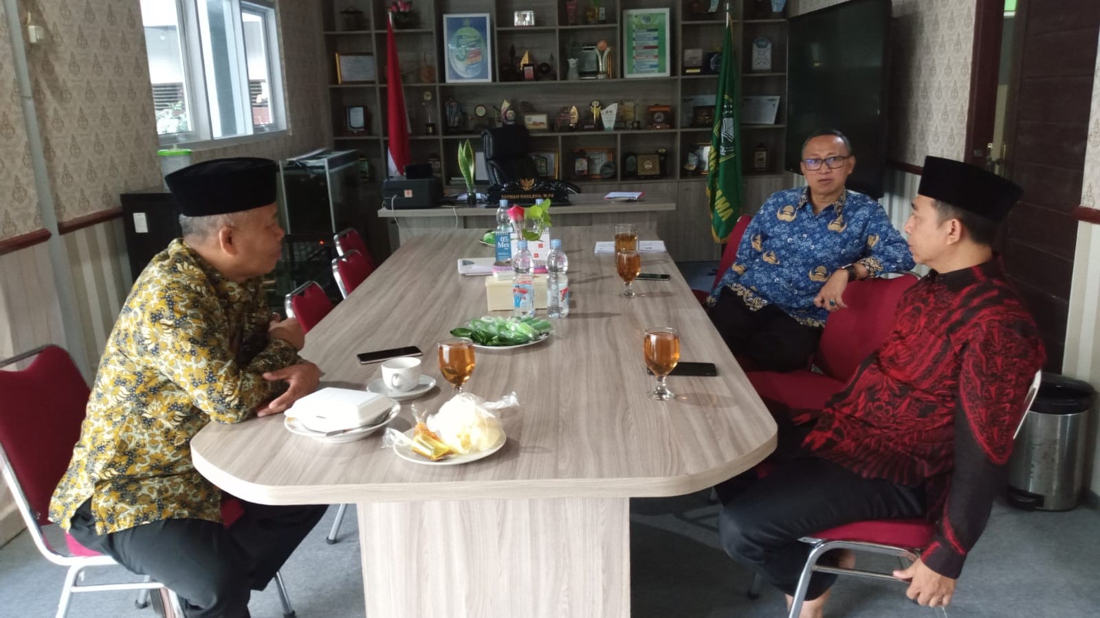 Kepala MAN 2 Bogor Sambut Kedatangan Pengawas dalam Rangka Monitoring dan Evaluasi