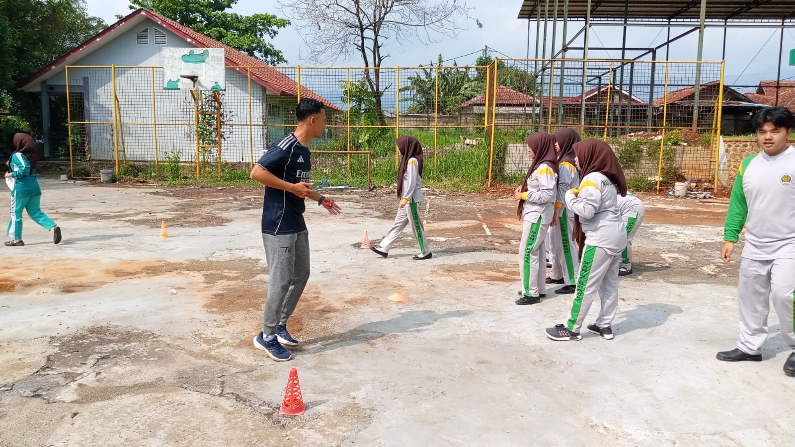 Optimalisasi Kebugaran Jasmani Siswa MAN 2 Bogor melalui Tes Fisik dan Metode Circuit Training