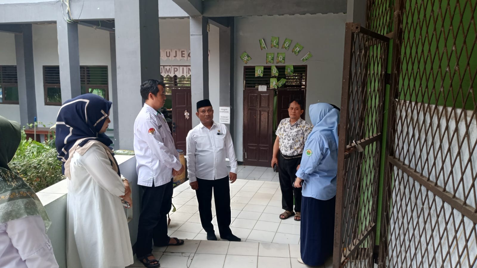 Kasi Penmad Kemenag Pantau Pelaksanaan PJJ dan Kondisi MAN 2 Bogor