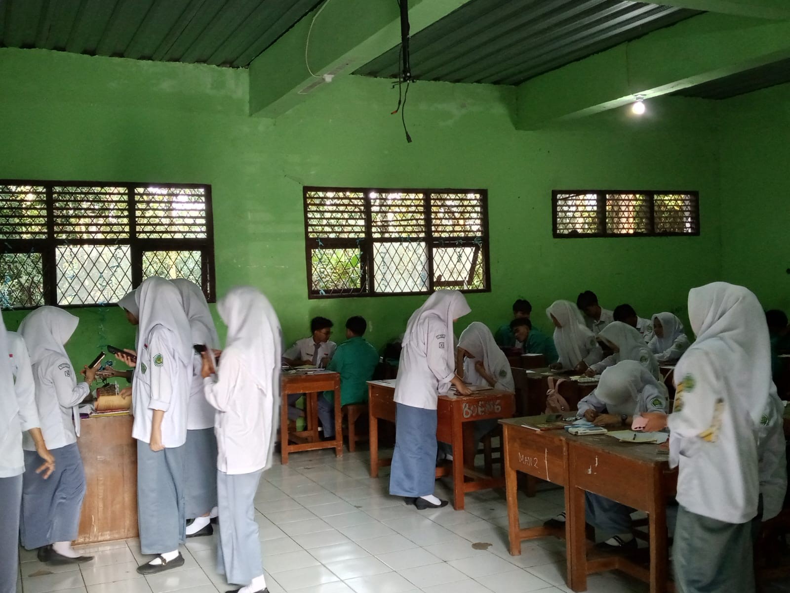 Hari ke-6 Pelaksanaan ASTS di MAN 2 Bogor Berjalan Lancar dan Tertib