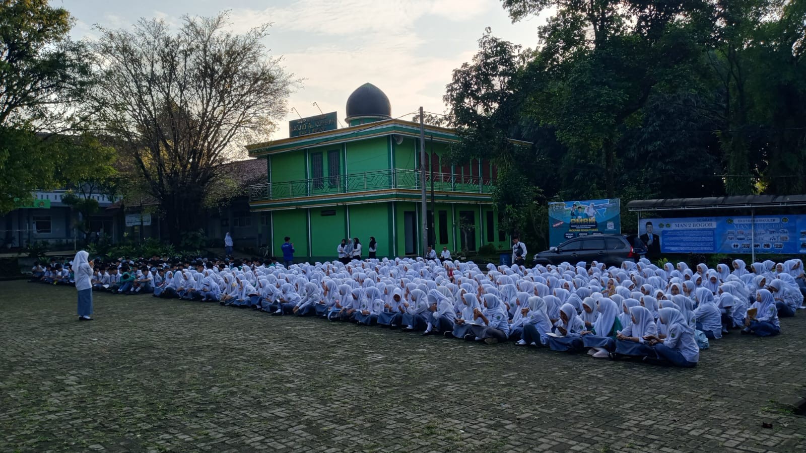 Sentuhan Kasih Ibu dalam Gema Literasi Kokurikuler di MAN 2 Bogor