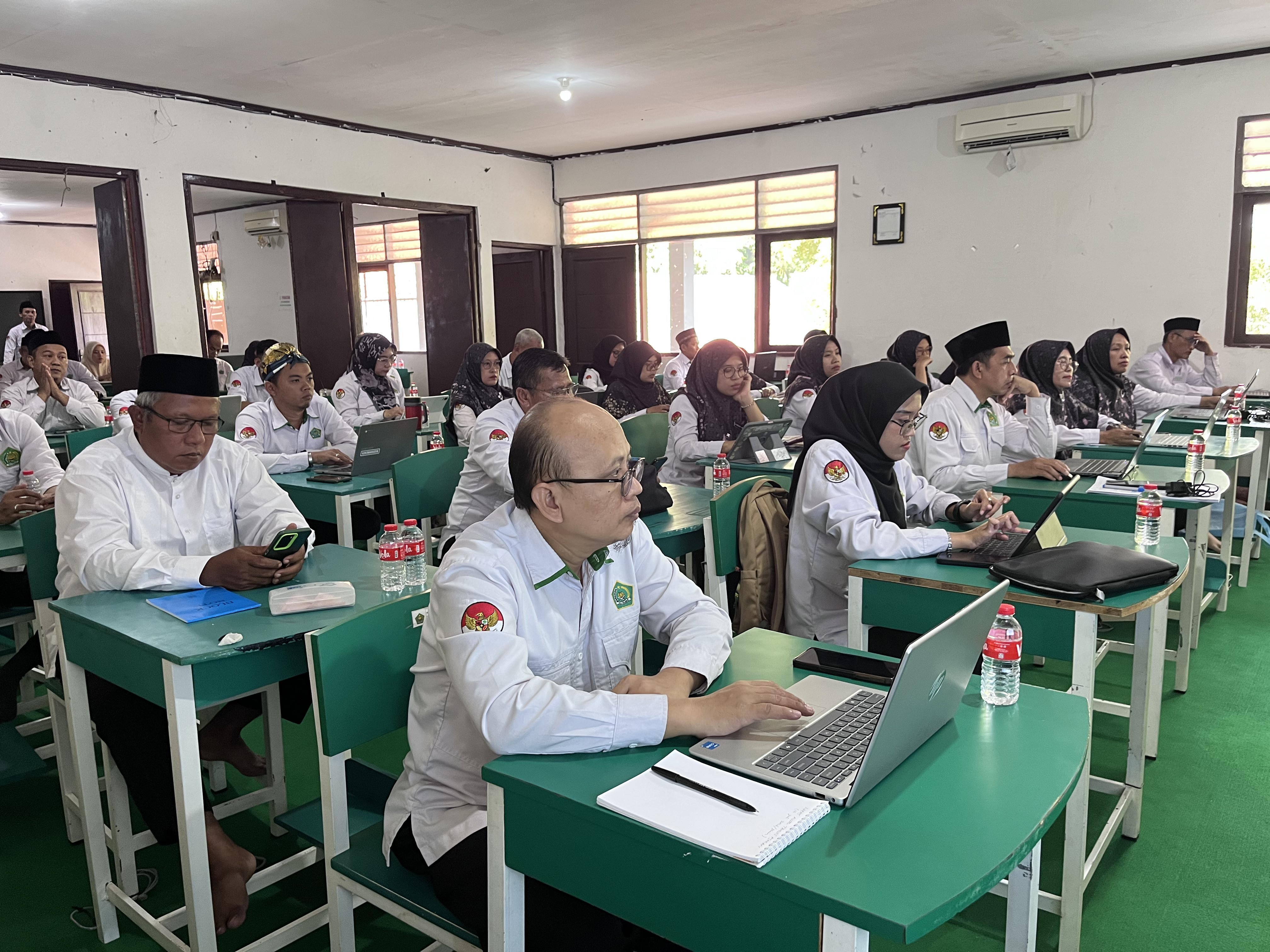 Awali Hari Pertama, Kepala Madrasah Gelar Rapat Koordinasi Pengajaran Baru 2026/2027