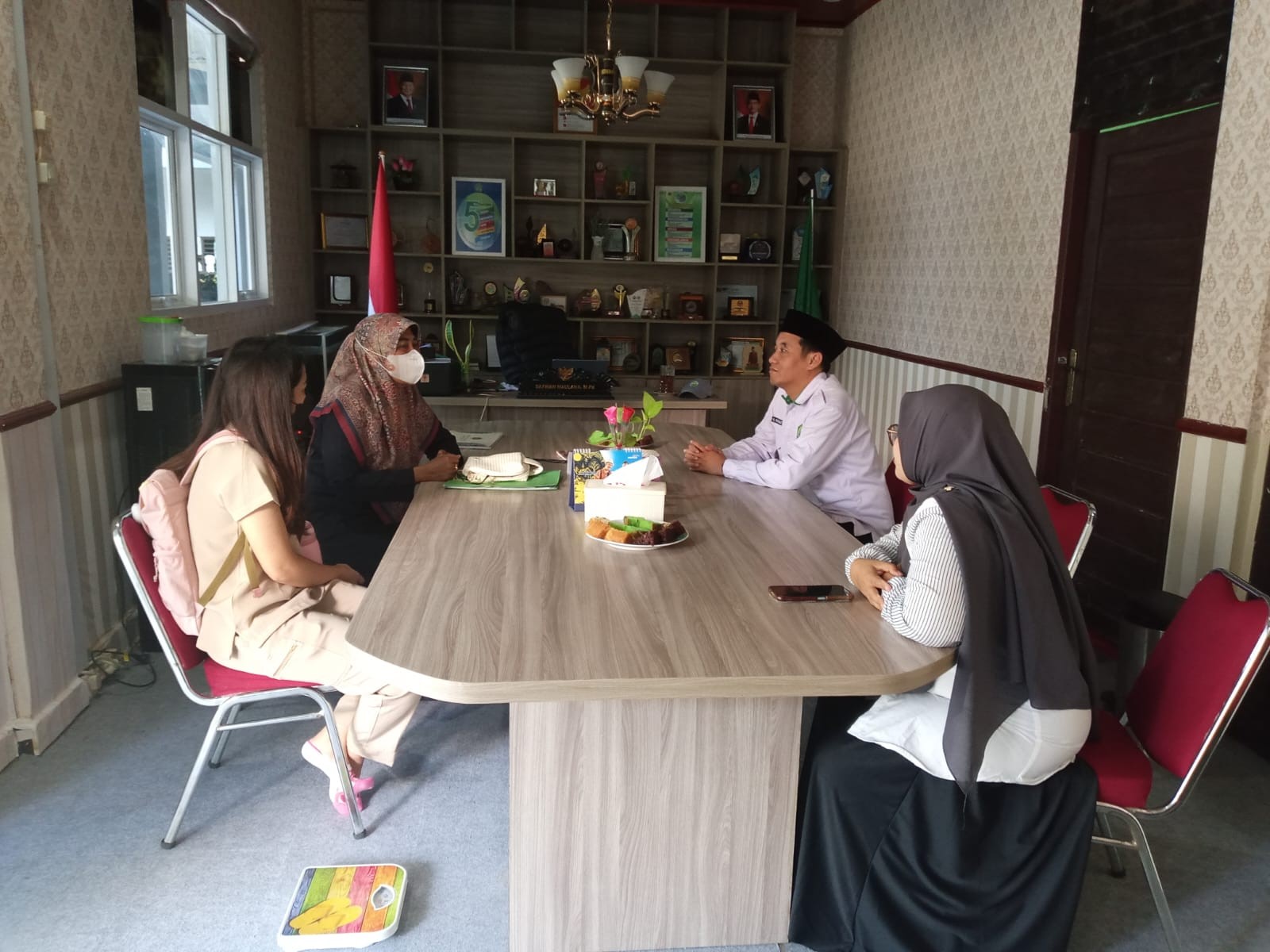 Tim Kesehatan Puskesmas Leuwisadeng Pantau Kesehatan Siswa dan Staf di MAN 2 Bogor