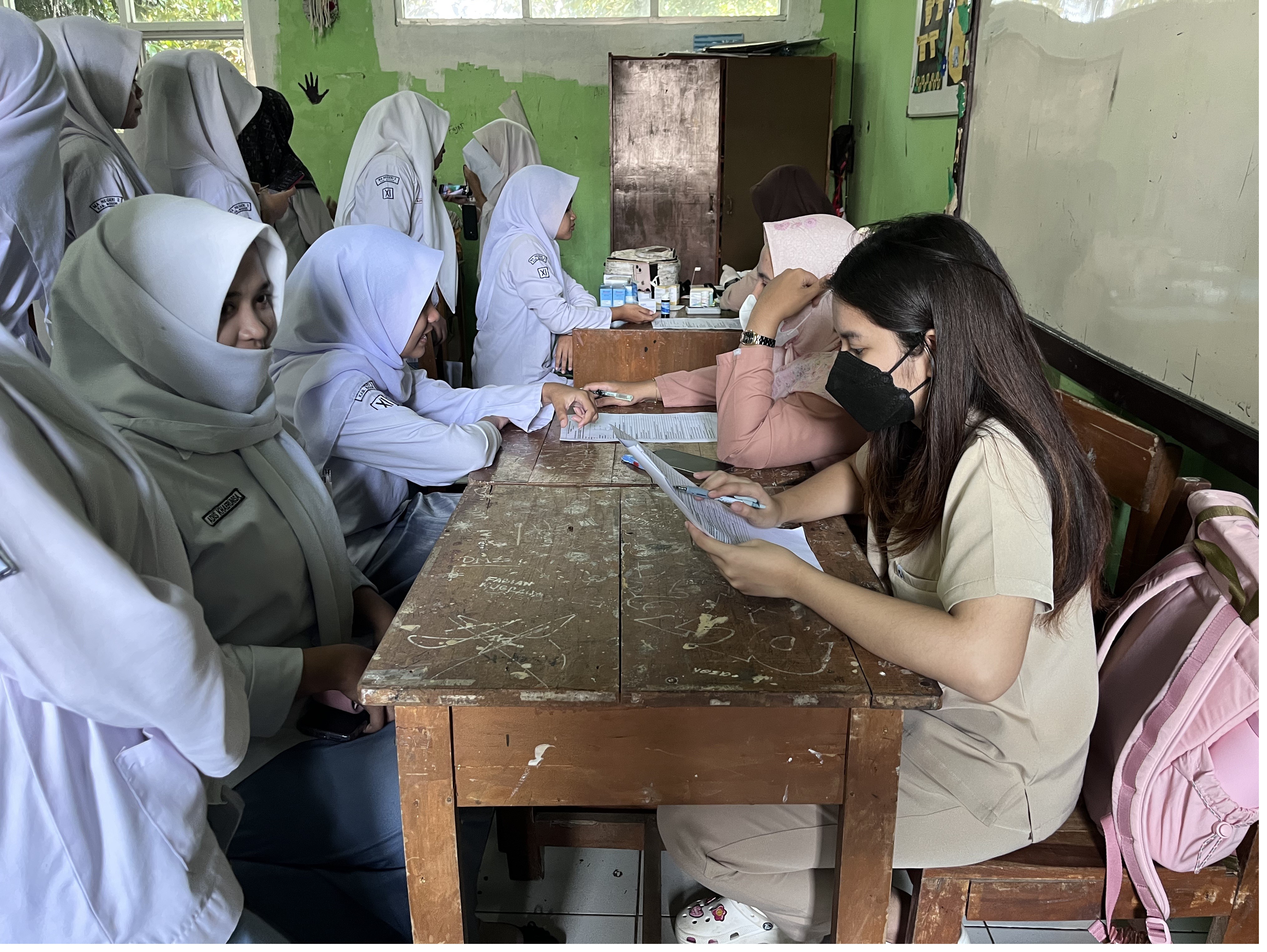 Puskesmas Leuwisadeng Sambangi Madrasah untuk Cek Kesehatan Gratis