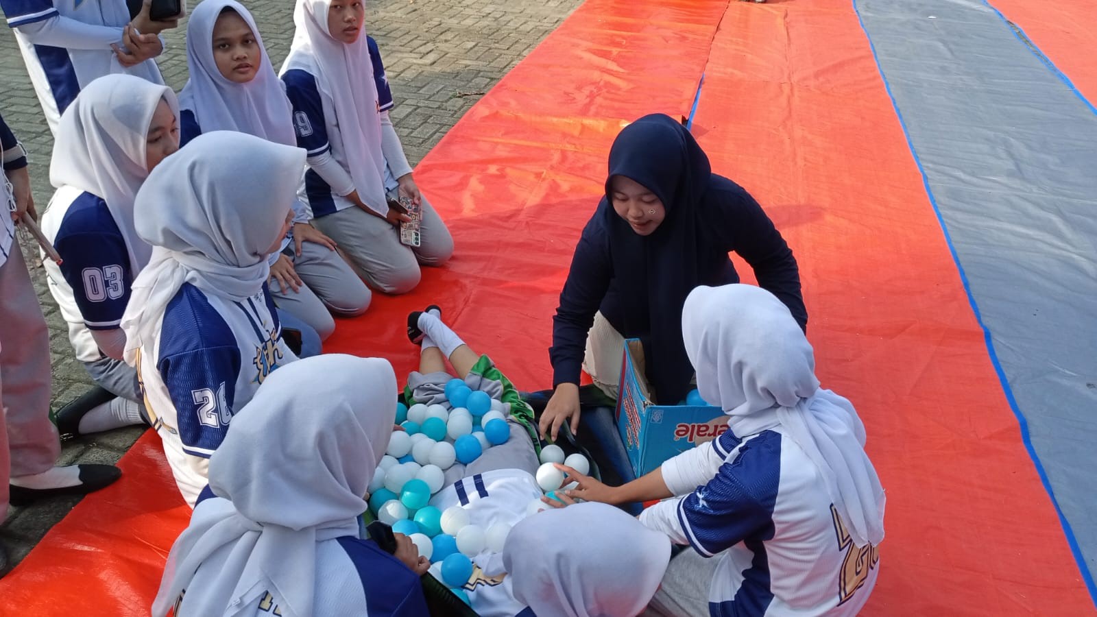 Panitia Mulai Hitung Hasil Tangkap Bola dengan Teliti