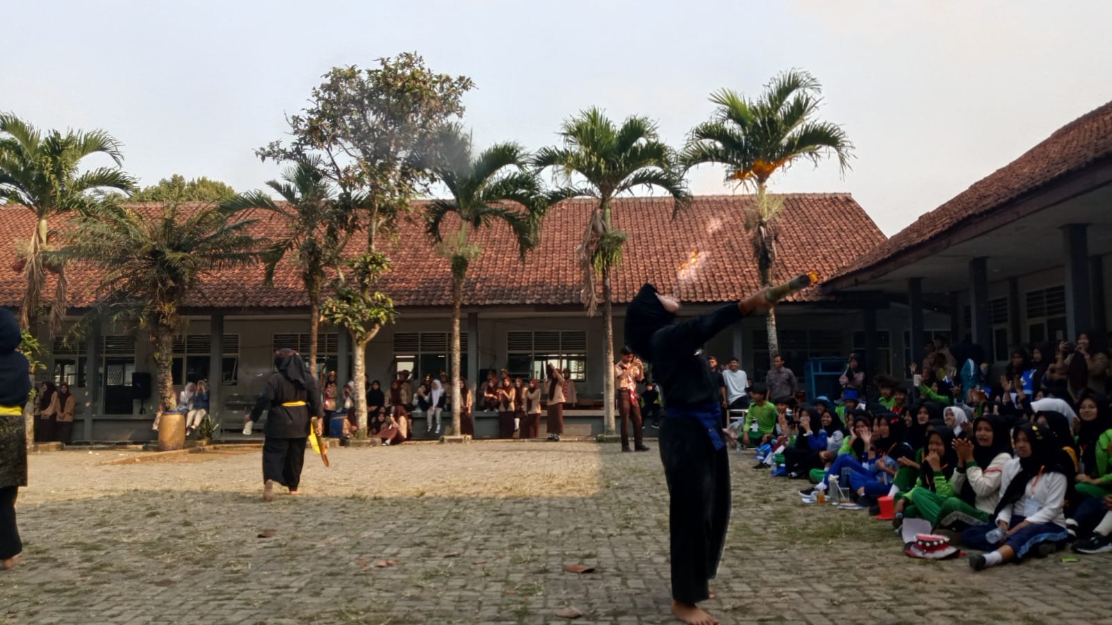 Riuh dan Penuh Atraksi Silat Cimande Pukau Ribuan Pasang Mata di MATAMUDA