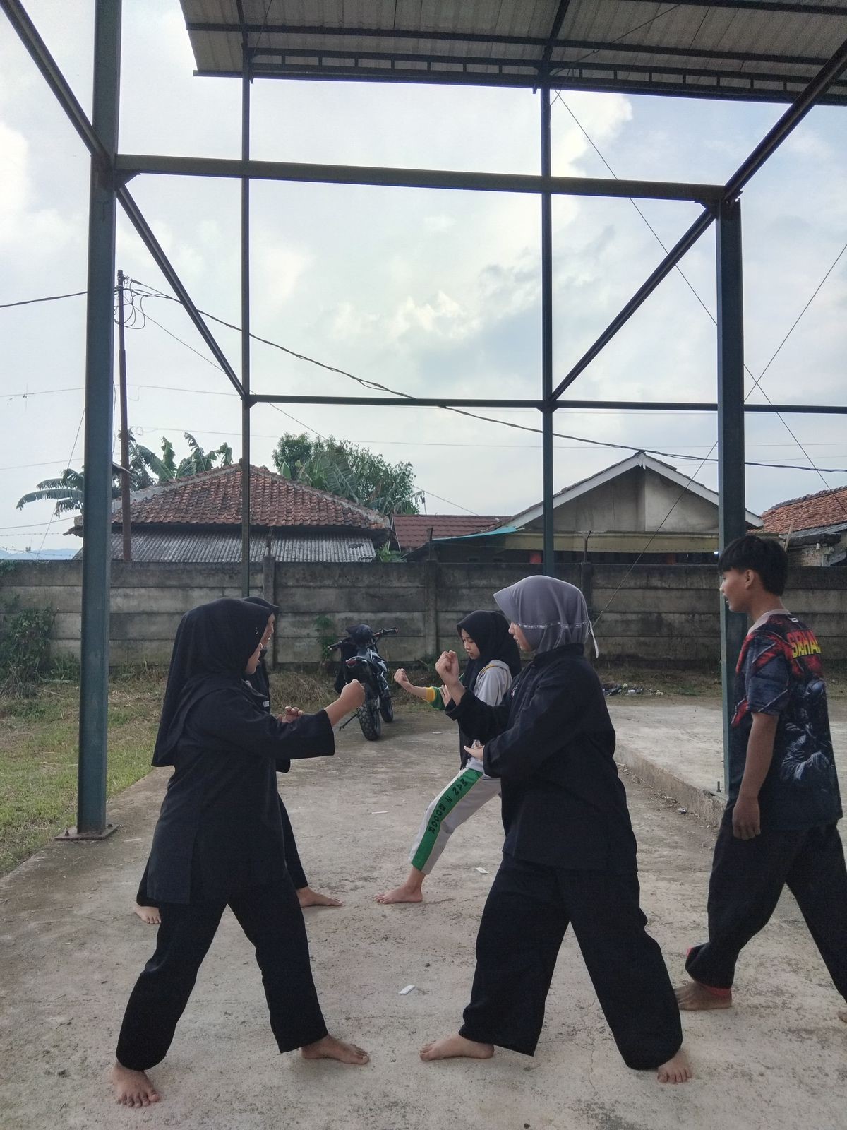 Latihan Rutin Ekskul Cimande Tingkatkan Keterampilan dan Lestarikan Budaya Bela Diri