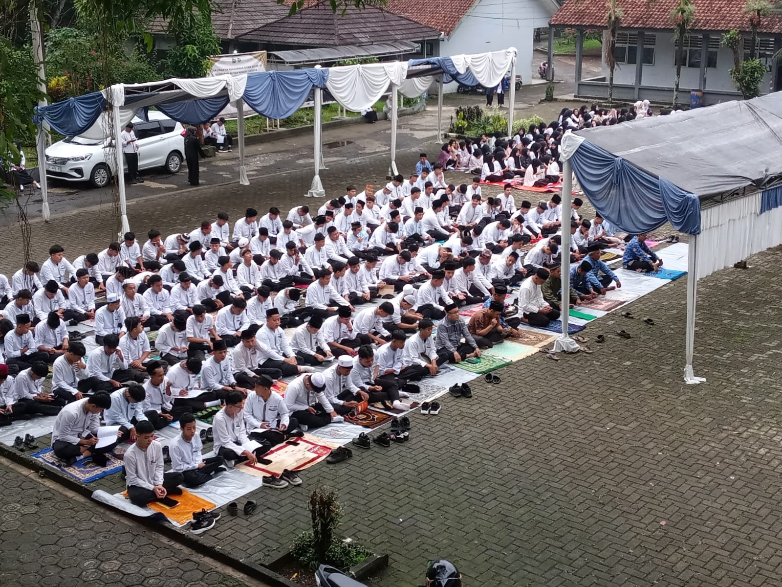 Membangun Generasi Beradab: Sinergi Ibadah dan Ilmu dalam Tausiyah Jumat