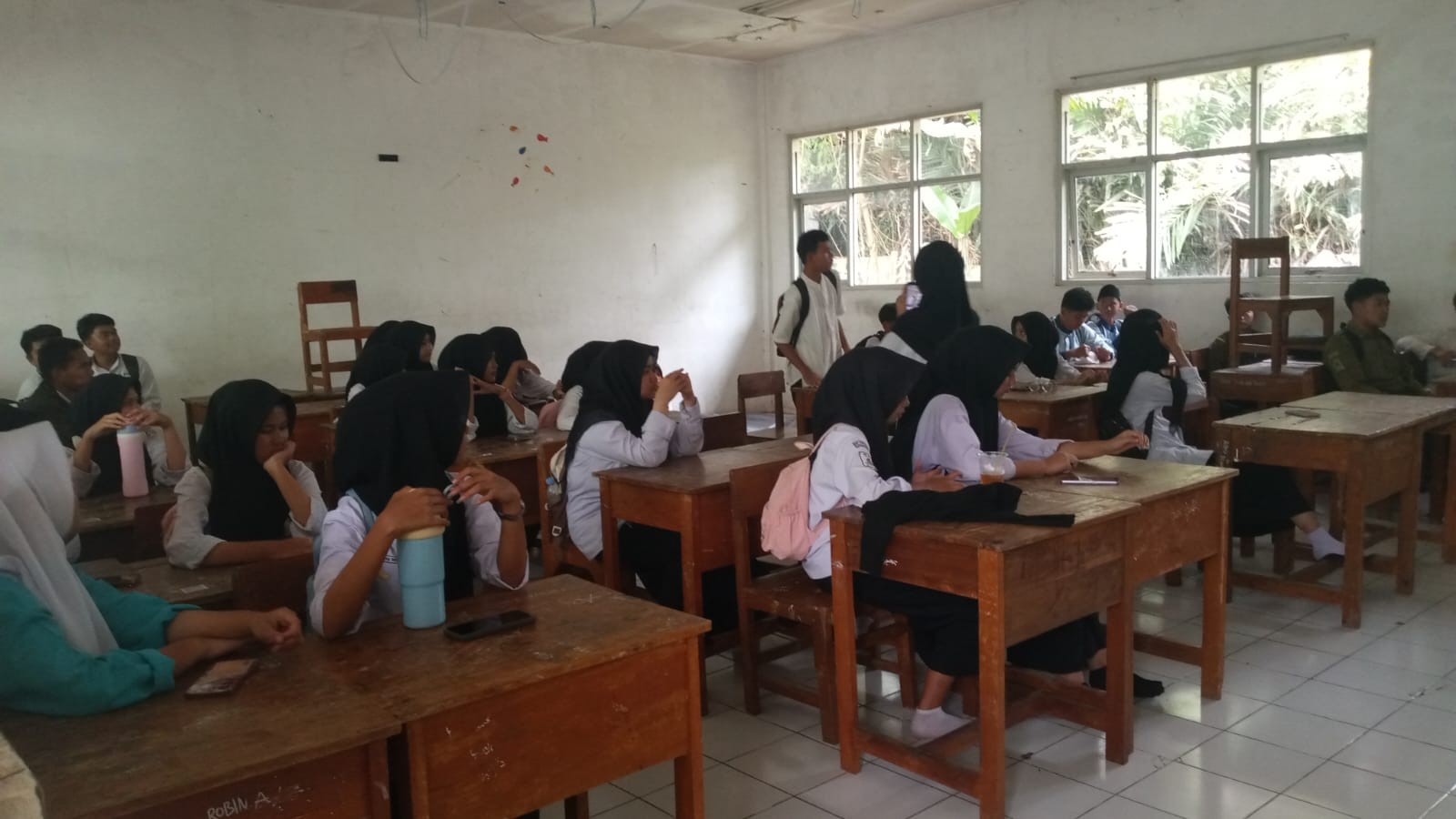 Kreatif dan Seru Ekskul Multimedia Sambut Siswa Baru Lewat Perkenalan Interaktif