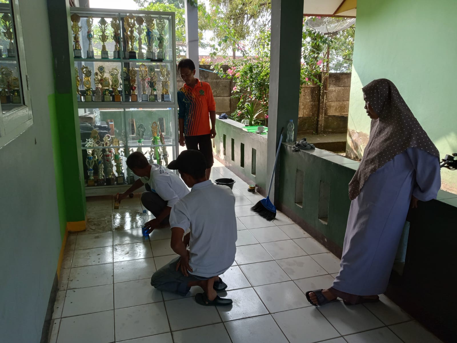 Optimalkan Manajemen Kebersihan, MAN 2 Bogor Terima Sosialisasi dari Pegawai Kebersihan MAN 1 Cibino