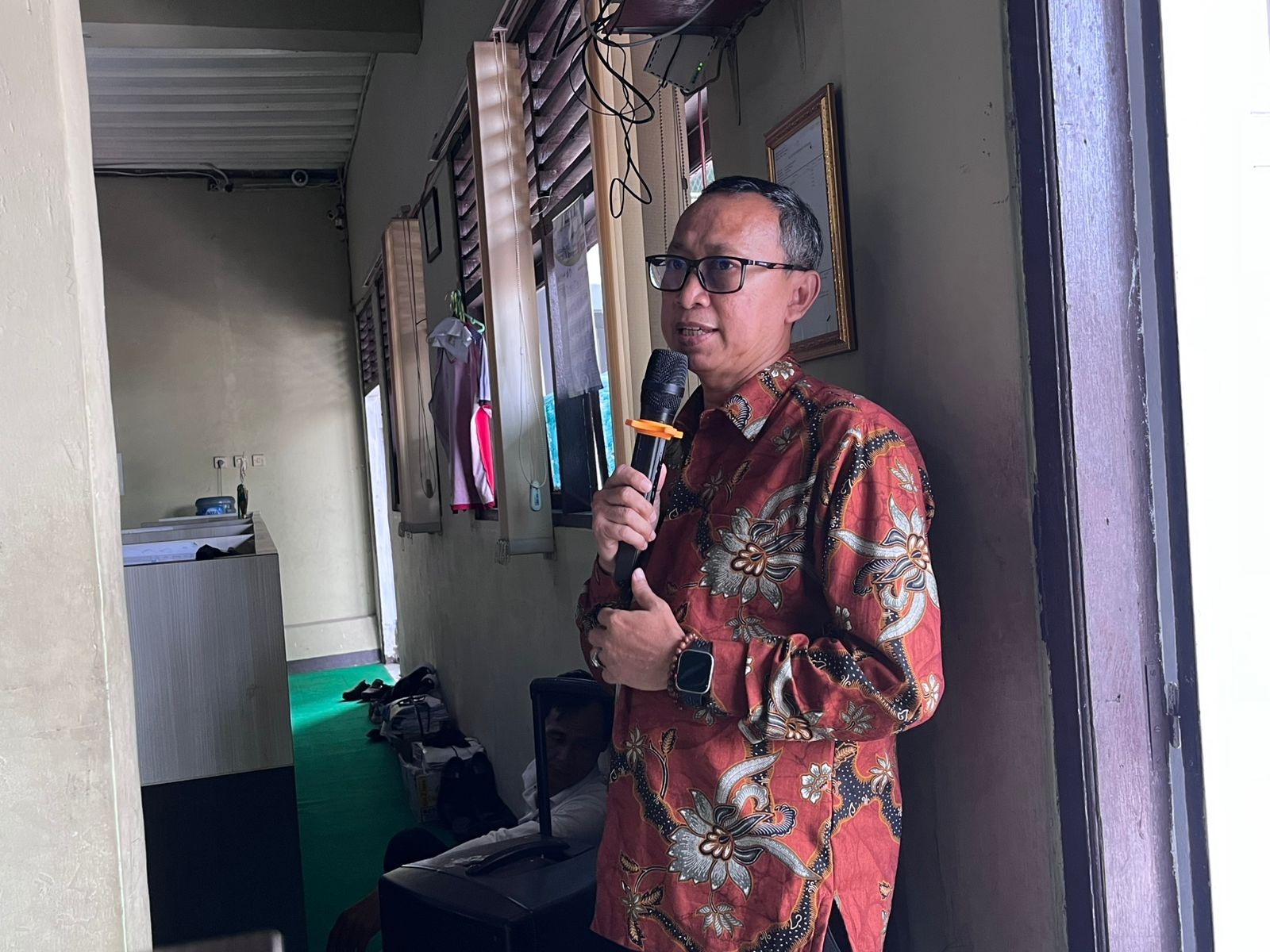 Briefing Kedisiplinan Kepala Ingatkan Siswa Jaga Nama Baik Institusi di Dunia Maya