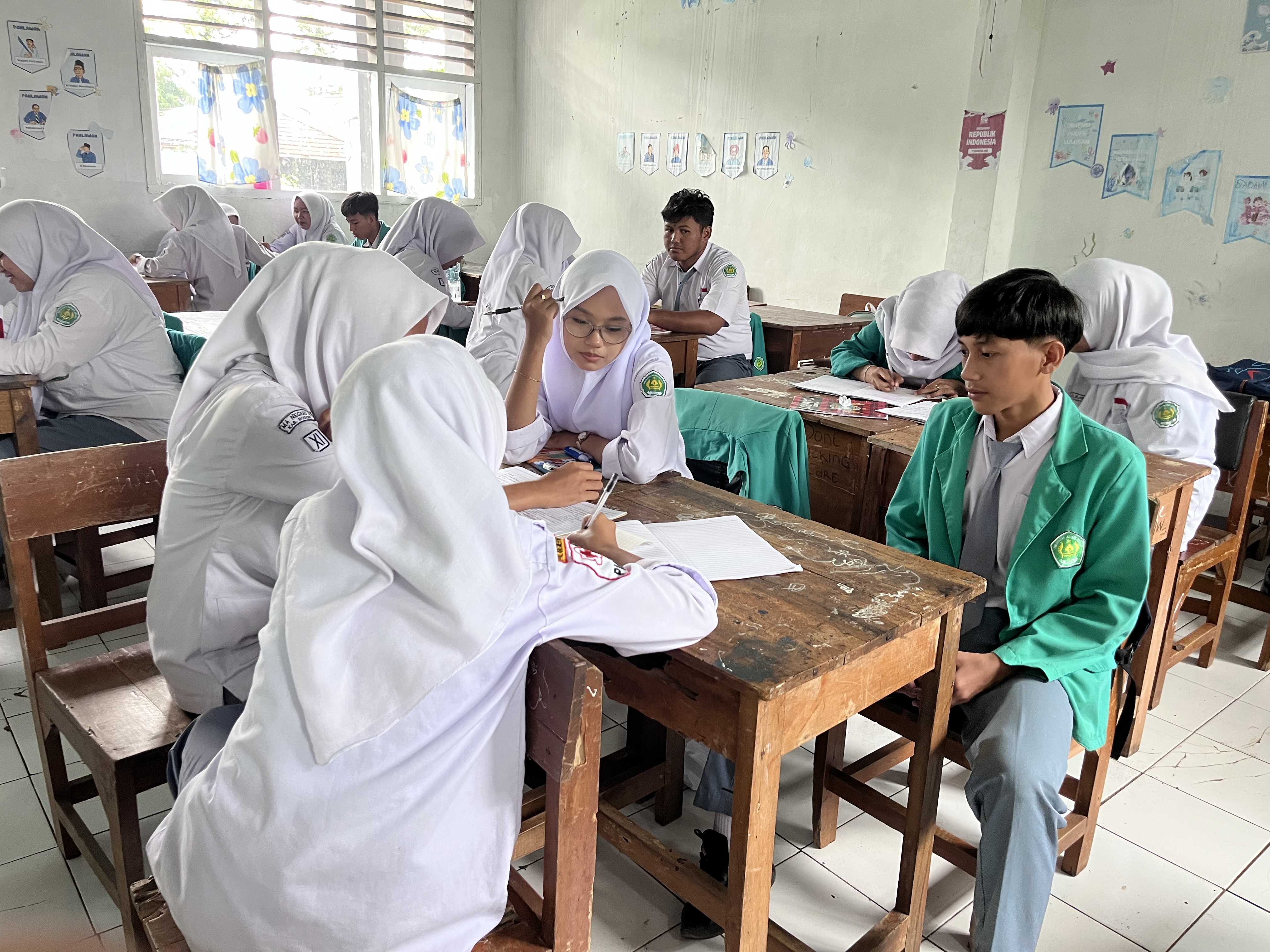 Belajar Sosiologi dengan Hati: Kelas Interaktif Berbasis Cinta