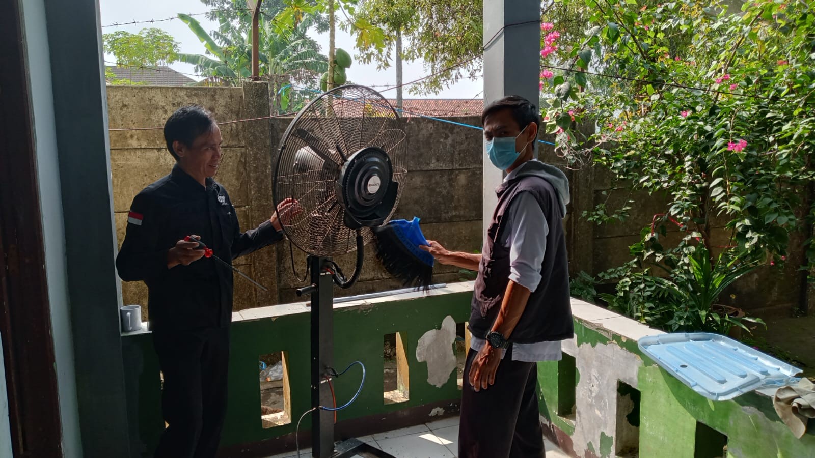 Langkah Profesional Teknisi dalam Memperbaiki Blower Kipas Angin