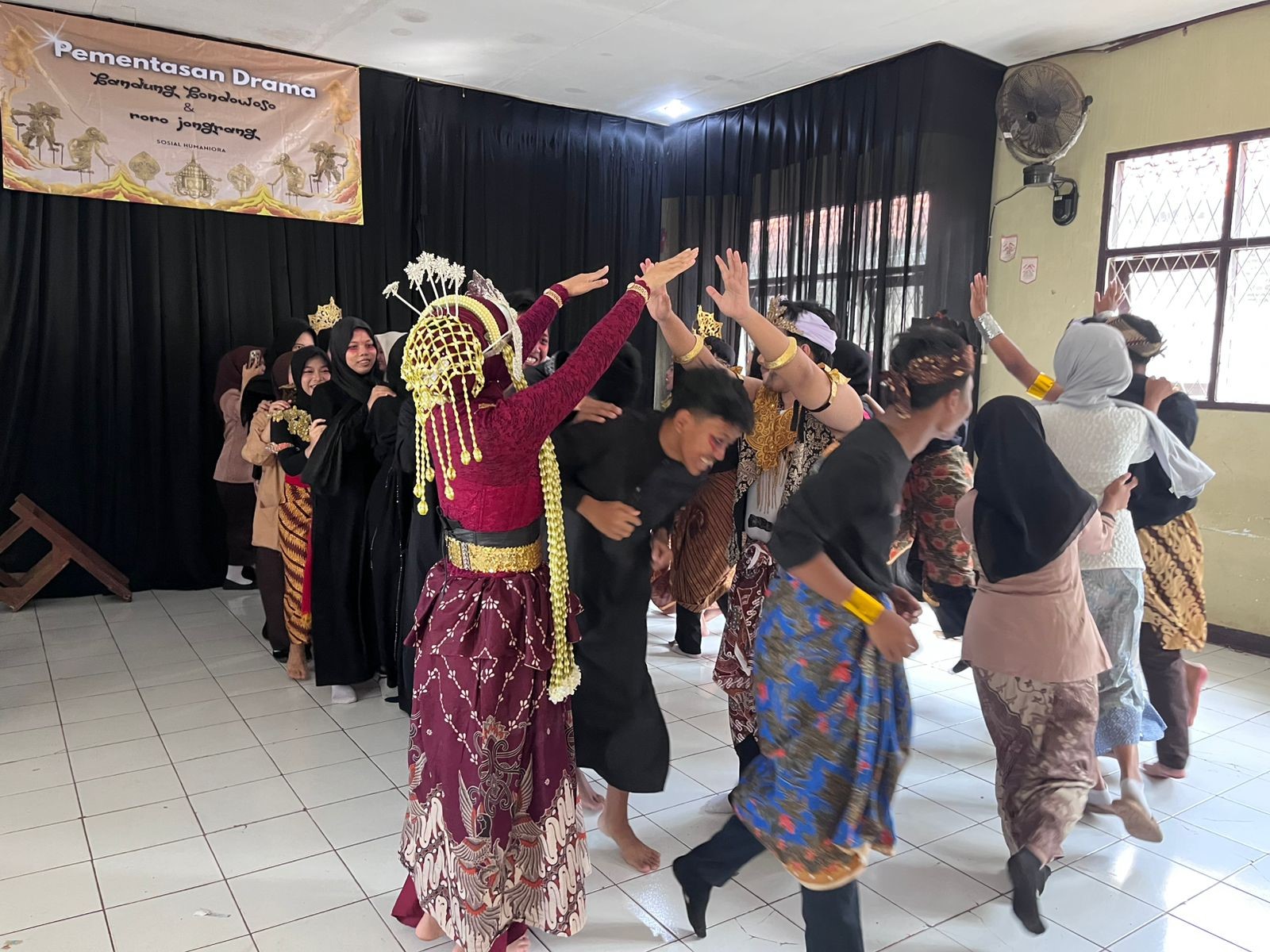 Ujian Praktik Bahasa Indonesia MAN 2 Bogor Digelar, Siswa Tampilkan Drama Kreatif