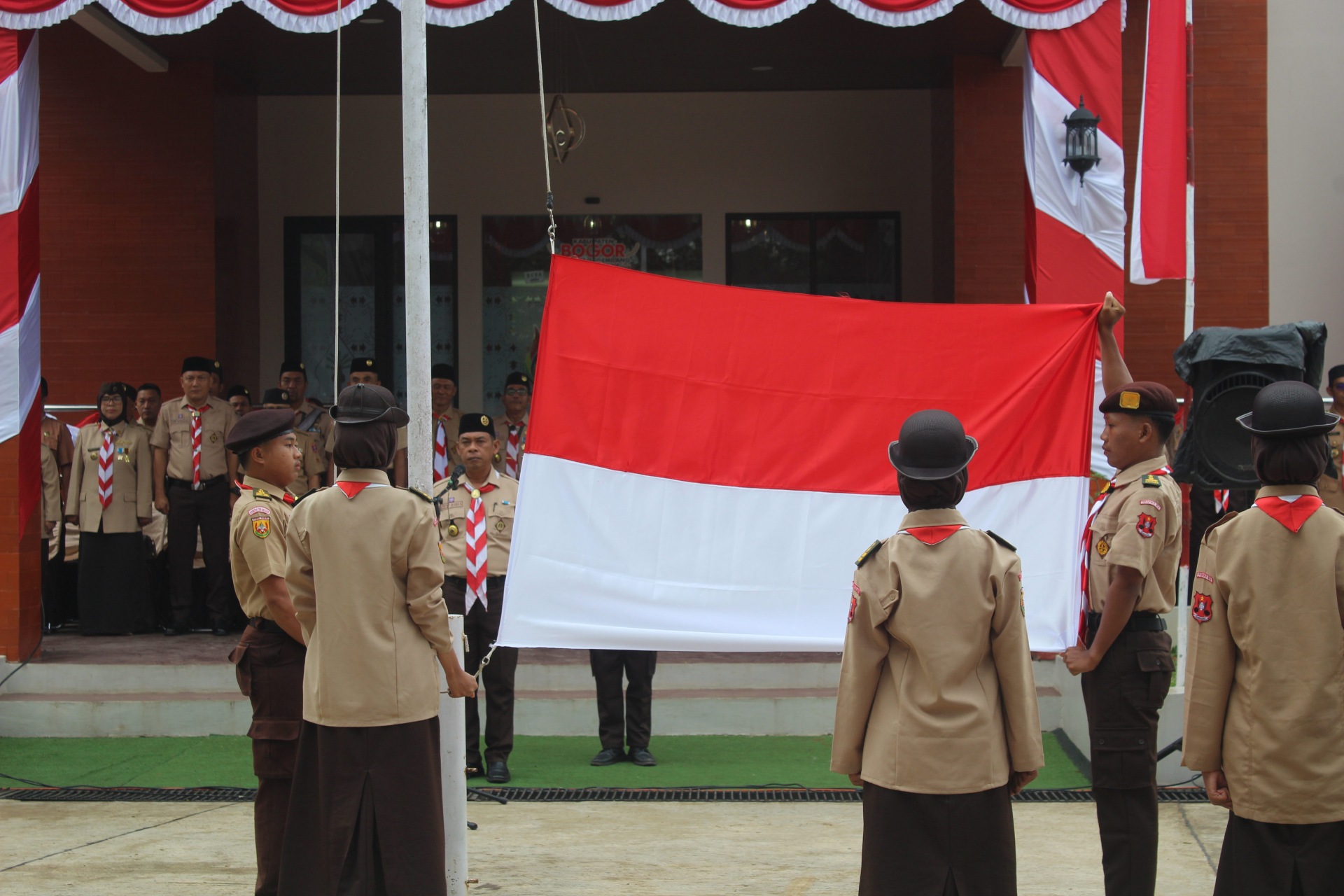 Pramuka MAN 2 Bogor Dominasi PASPIKA HUT Pramuka ke-64 Tahun 2025 Kecamatan Leuwisadeng