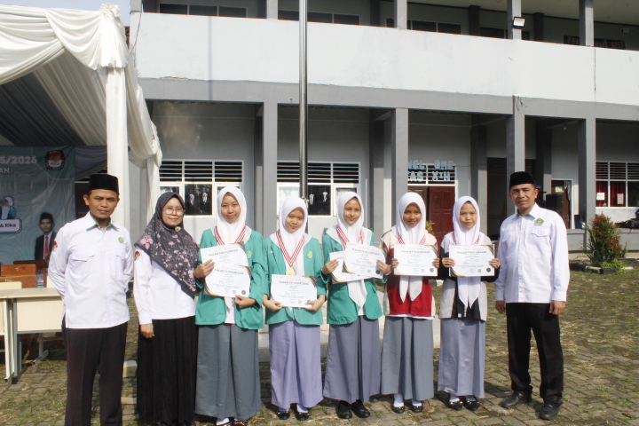 Siswa MAN 2 Bogor Raih Prestasi Gemilang di Islamic Olympiade 3.0 Tingkat Nasional