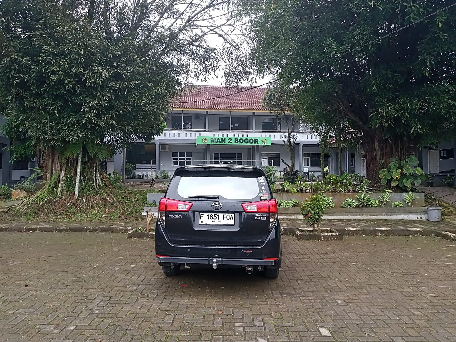 Kepala MAN 2 Bogor Memberikan Contoh Terbaik di Awal Ramadhan