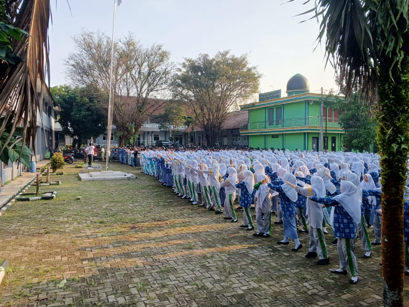 MAN 2 Bogor Gelar Kegiatan RAHAJA: Wujudkan Semangat Sehat dan Disiplin Siswa