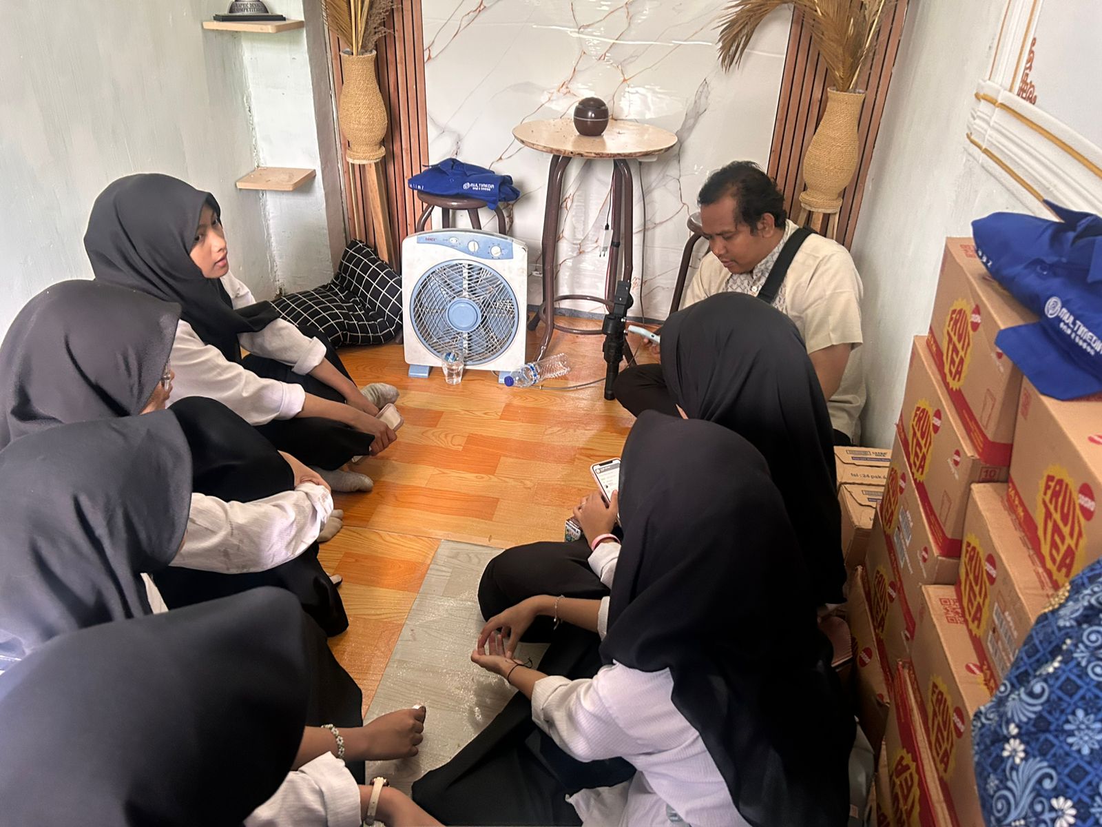 Ekskul Multimedia MAN 2 Bogor Latih Kreativitas Siswa melalui Editing Video dengan CapCut