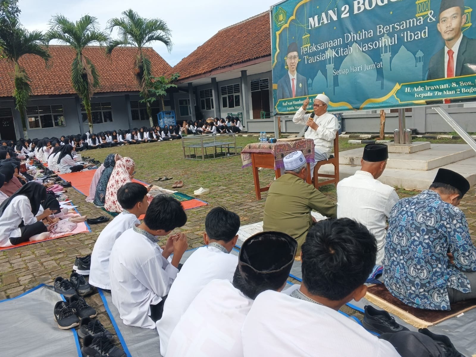 MAN 2 Bogor Gelar Kegiatan Kokurikuler Jum`at Dhuha Bersama: ``Yang Dapat Menerangi Alam Kubur``