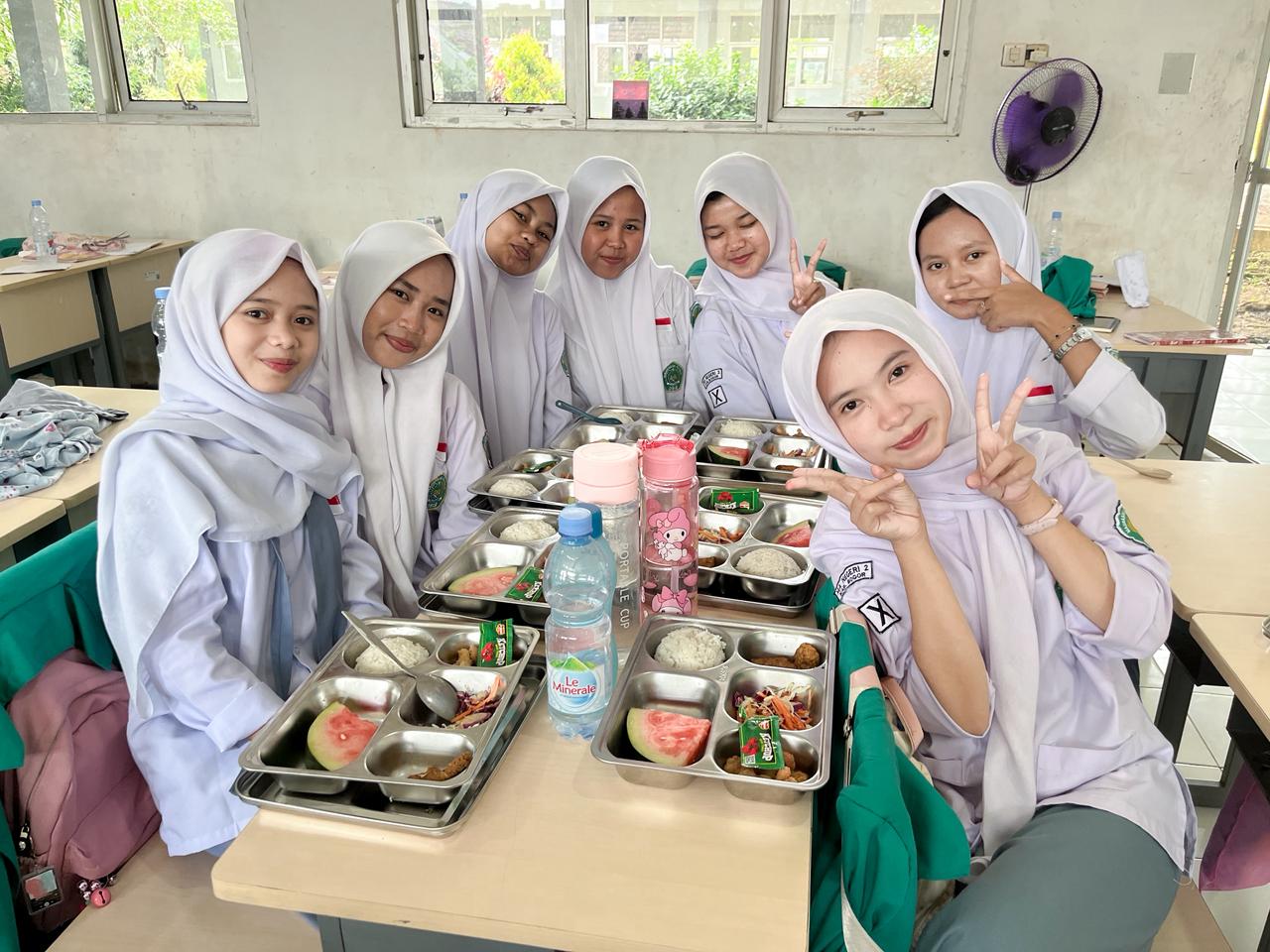 Peduli Gizi dan Kesehatan Siswa, MAN 2 Bogor Laksanakan Pembagian MBG Rafelan Selama Tiga Hari