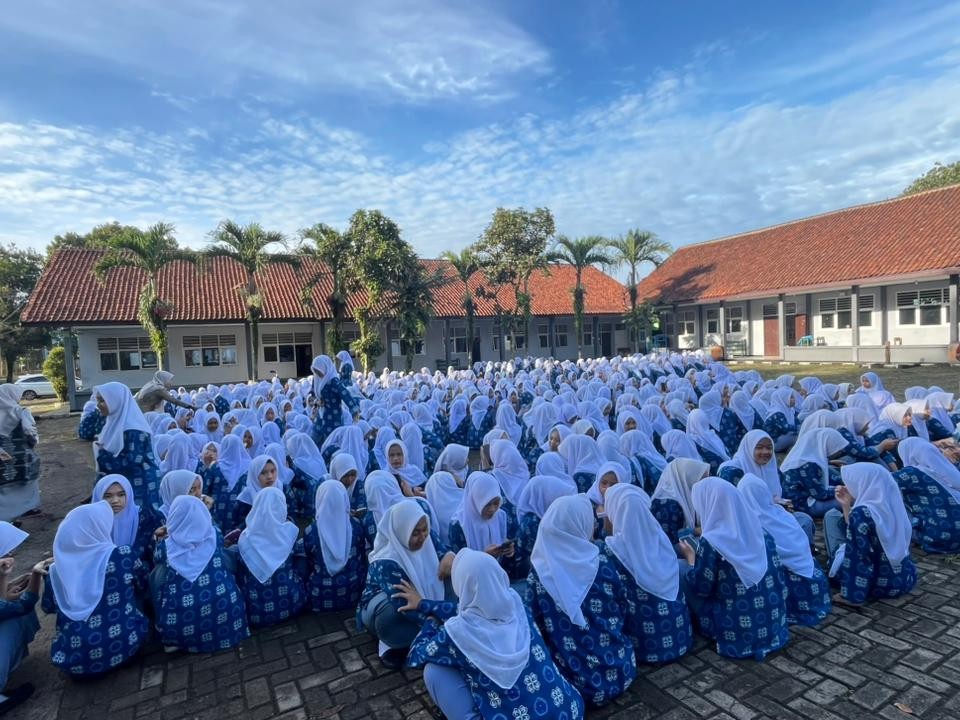 MAN 2 Bogor Laksanakan Program RAHAJA: Wujudkan Rabu Sehat dengan Sarapan Bergizi Bersama